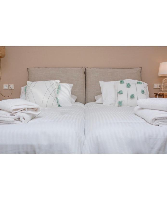 Athena Luxury Apartments Mesongi Ngoại thất bức ảnh